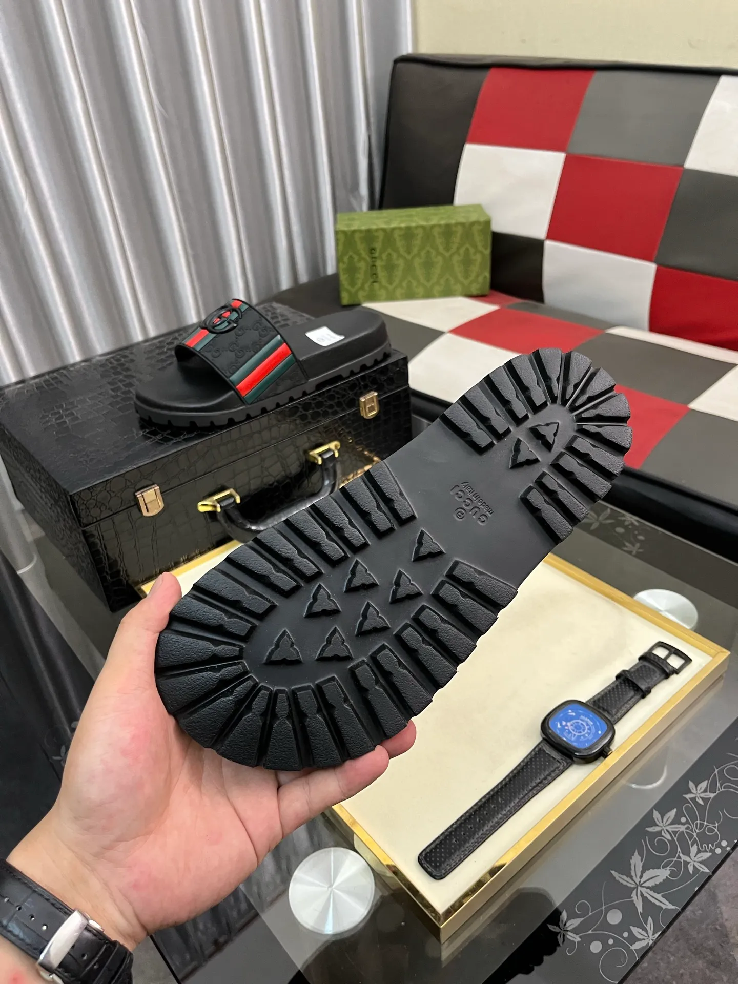 Men's men's shoes💰260⌚️⌚️ＧＵＣＣＩ.Gucci.Official website 1:1 popular slippers hot sale! Original original material 🩴 SIZE: 38-46 (45.46 non-refundable)